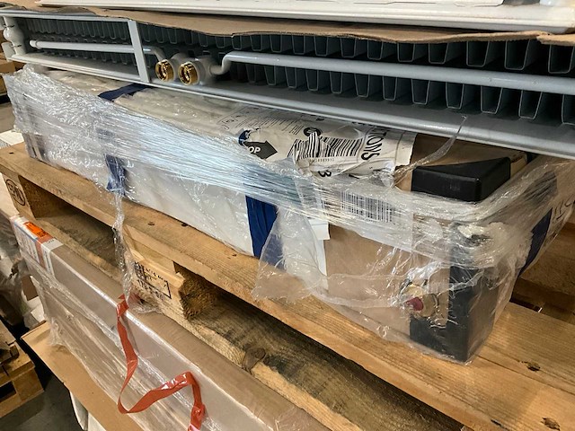 Diverse radiatoren (7x) - afbeelding 12 van  14