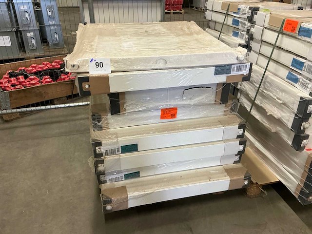 Diverse radiatoren (8x) - afbeelding 1 van  9