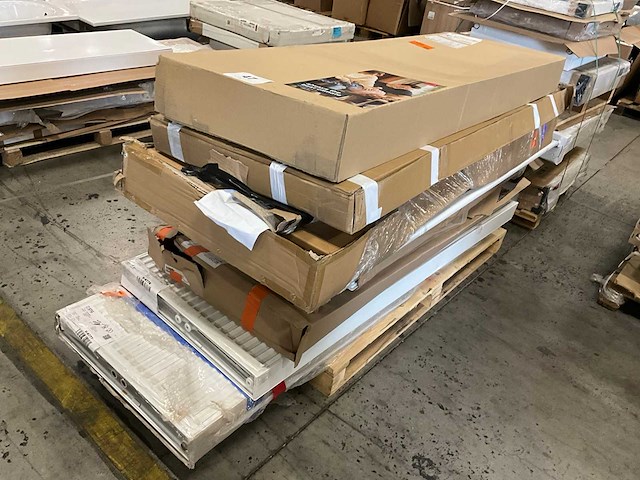 Diverse radiatoren (9x) - afbeelding 1 van  11