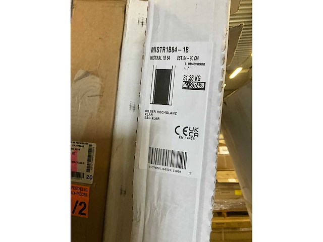 Diverse radiatoren en douchewanden (13x) - afbeelding 5 van  16