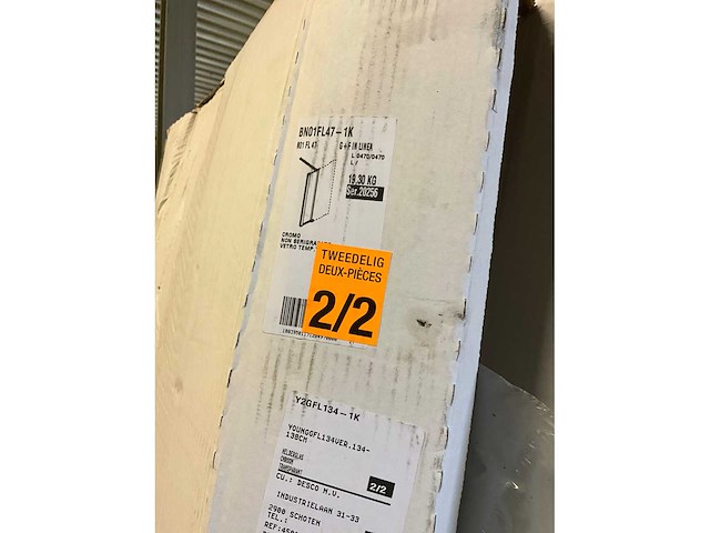 Diverse radiatoren en douchewanden (13x) - afbeelding 11 van  16