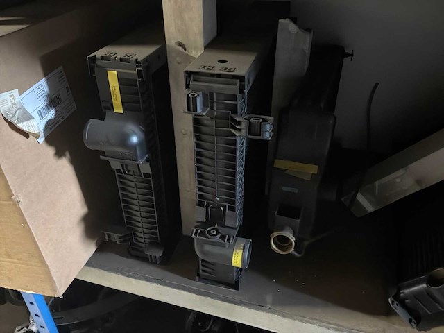 Diverse radiatoren voor daf (8x) - afbeelding 7 van  7
