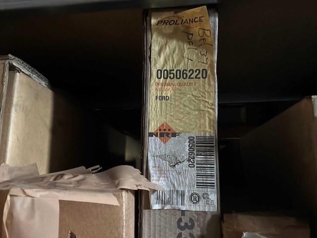 Diverse radiatoren voor ford (16x) - afbeelding 10 van  14