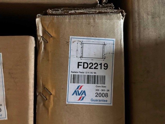 Diverse radiatoren voor ford (16x) - afbeelding 13 van  14