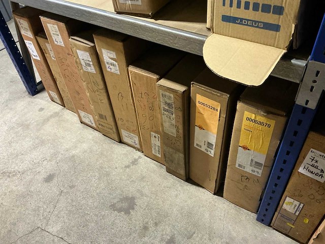 Diverse radiatoren voor honda (9x) - afbeelding 1 van  10