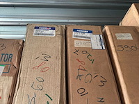 Diverse radiatoren voor kia (15x) - afbeelding 5 van  9