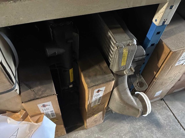 Diverse radiatoren voor man (8x) - afbeelding 6 van  7
