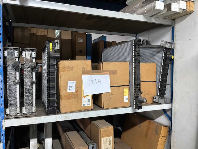 Diverse radiatoren voor man (8x) - afbeelding 1 van  9
