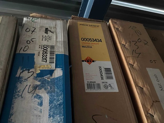 Diverse radiatoren voor mazda (13x) - afbeelding 1 van  1