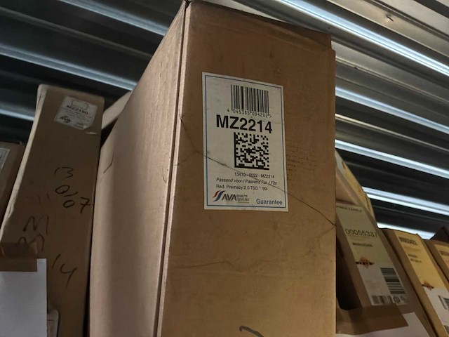 Diverse radiatoren voor mazda (13x) - afbeelding 7 van  7