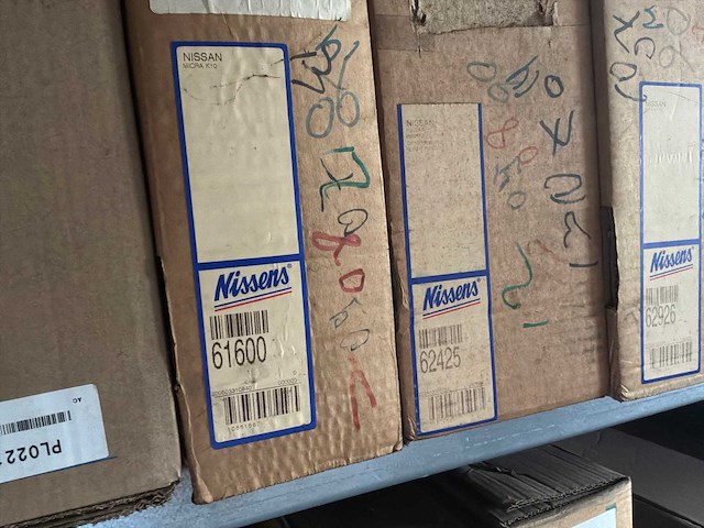 Diverse radiatoren voor nissan (14x) - afbeelding 5 van  7
