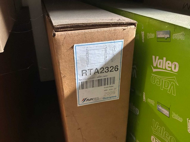 Diverse radiatoren voor renault (13x) - afbeelding 9 van  10