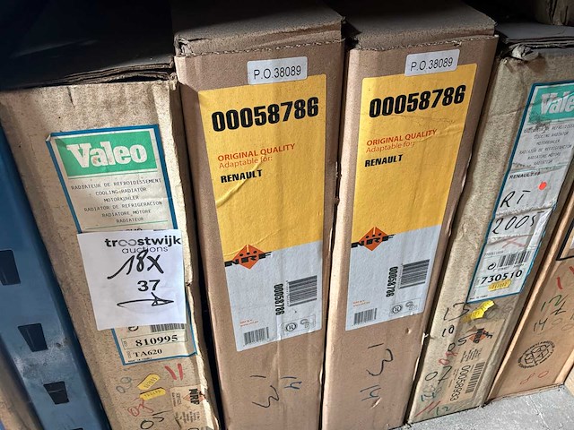 Diverse radiatoren voor renault (18x) - afbeelding 2 van  9