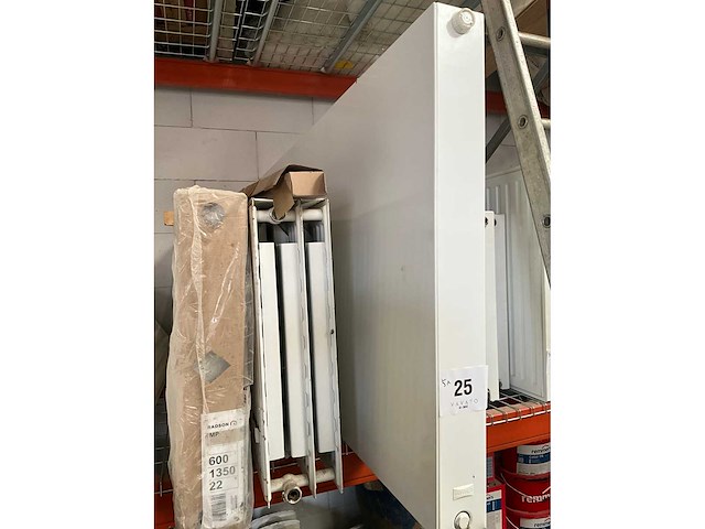 Diverse radiators (5x) - afbeelding 7 van  7