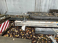 Diverse reclamezuilen (13x) en h-profielen - afbeelding 3 van  7