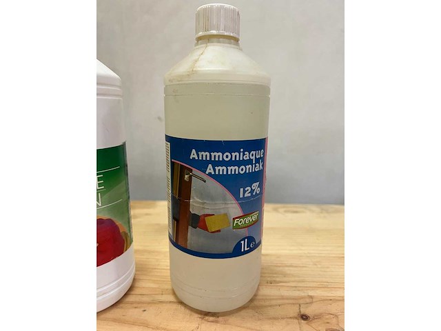 Diverse reinigings- en onderhoudsproducten - reinigings- en onderhoudsproducten (4x) - afbeelding 4 van  5