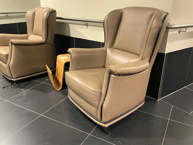Diverse relax fauteuils (2x) - afbeelding 4 van  5