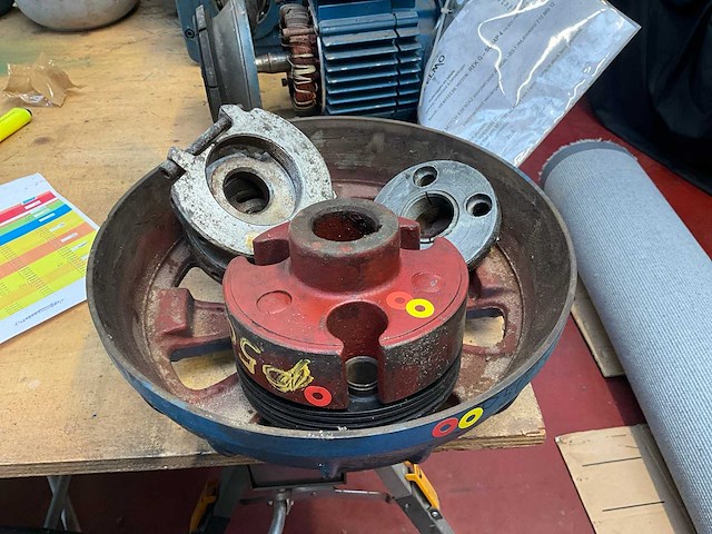 Diverse rem goederen - afbeelding 1 van  6