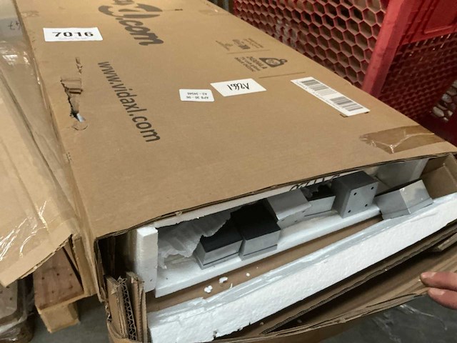 Diverse retourgoederen (3x) - afbeelding 1 van  2