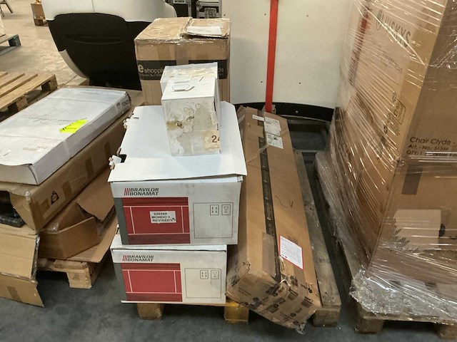 Diverse retourgoederen (4x) - afbeelding 1 van  5