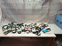 Diverse riemen mercedes-volvo (17x) - afbeelding 1 van  5