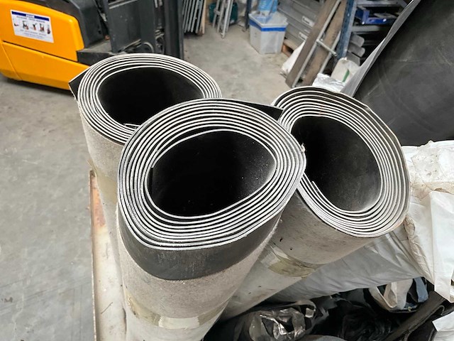 Diverse rollen roofing (12x) - afbeelding 15 van  15