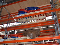 Diverse rollen sanitaire buis - afbeelding 2 van  2