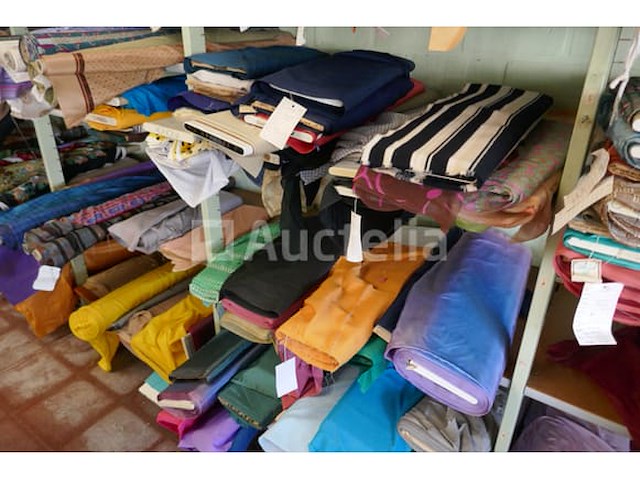 Diverse rollen stof deel 2 - afbeelding 6 van  9