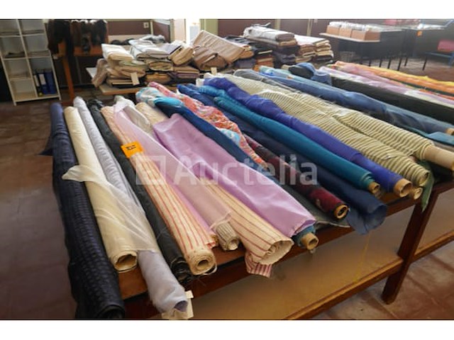 Diverse rollen stof deel 3 - afbeelding 4 van  8