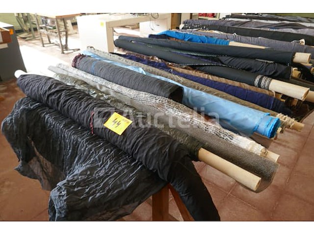 Diverse rollen stof deel 5 - afbeelding 8 van  8