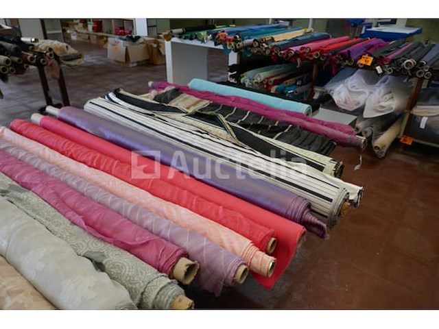 Diverse rollen stof deel 6 - afbeelding 3 van  7