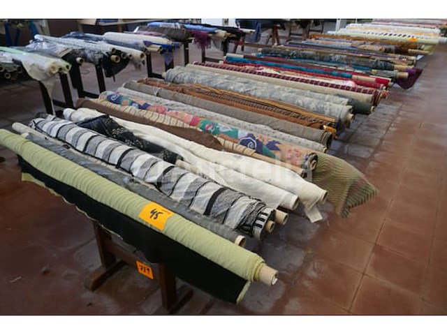 Diverse rollen stof deel 6 - afbeelding 4 van  7