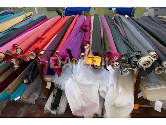 Diverse rollen stof deel 9 - afbeelding 3 van  7