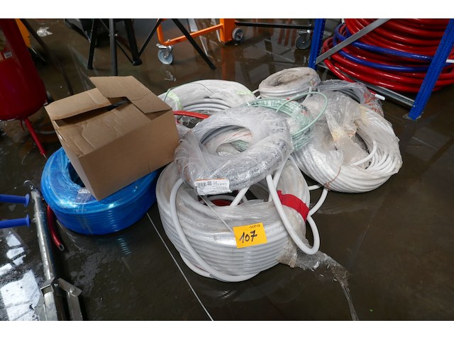 Diverse rollen voorbedrade elektriciteitskabels - afbeelding 1 van  3