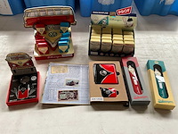 Diverse rookwaren accessoires in volkswagen thema - afbeelding 1 van  7