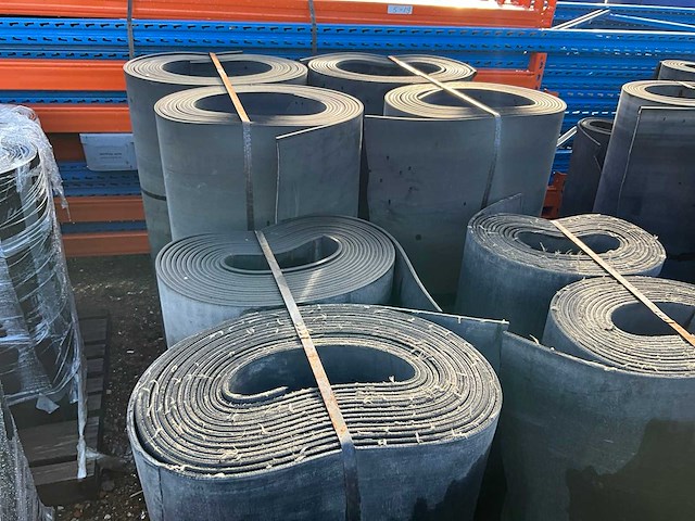 Diverse rubberen transportbanden (12x) - afbeelding 2 van  9