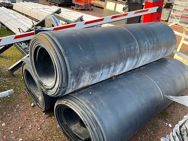 Diverse rubberen transportbanden (3x) - afbeelding 3 van  5