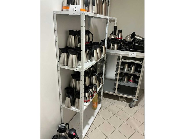 Diverse rvs koffiekannen (95x) - afbeelding 1 van  5