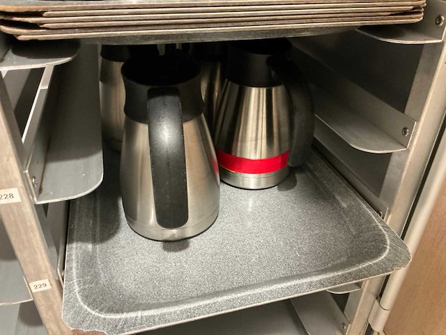 Diverse rvs koffiekannen (95x) - afbeelding 4 van  8