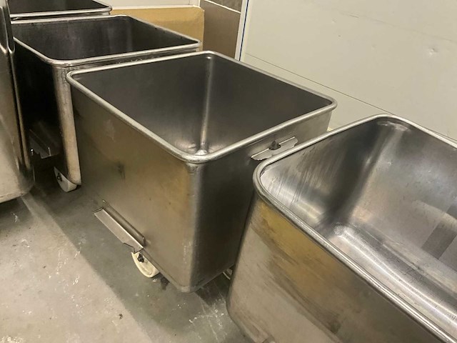 Diverse rvs normwagens 120 l (5x) - afbeelding 5 van  9