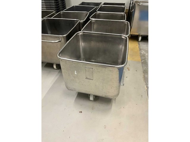 Diverse rvs normwagens 120 l (5x) - afbeelding 3 van  9