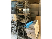 Diverse rvs transportwagens (3x) - afbeelding 2 van  2