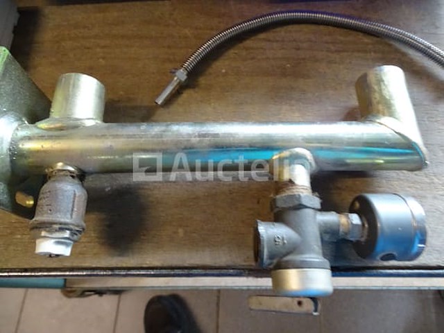 Diverse sanitairaccessoires in 3 bakken (zie detail) - afbeelding 9 van  12