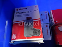 Diverse sanitairaccessoires in 3 bakken (zie detail) - afbeelding 12 van  12