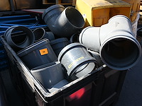 Diverse sanitaire hulpstukken - afbeelding 1 van  3