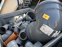 Diverse sanitaire hulpstukken - afbeelding 1 van  3