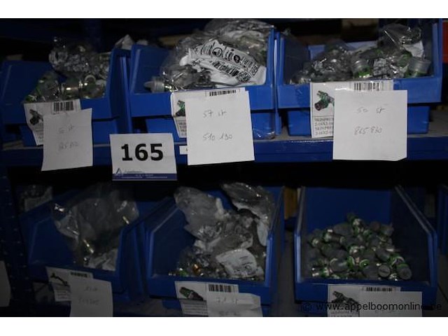 Diverse sanitaire installatiematerialen en onderdelen - afbeelding 4 van  4