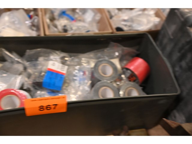 Diverse sanitaire toebehoren - afbeelding 1 van  1