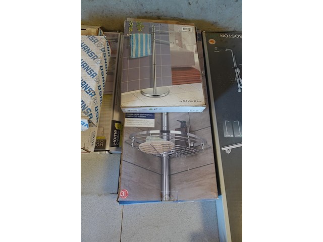 Diverse sanitaire toebehoren - afbeelding 3 van  6