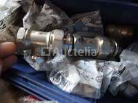 Diverse sanitairsaccessoires in 6 bakken - afbeelding 8 van  18